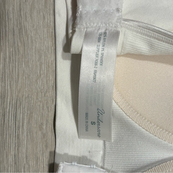 NWT Underscore Size Small White T-Shirt Bra - Picture 6 of 6